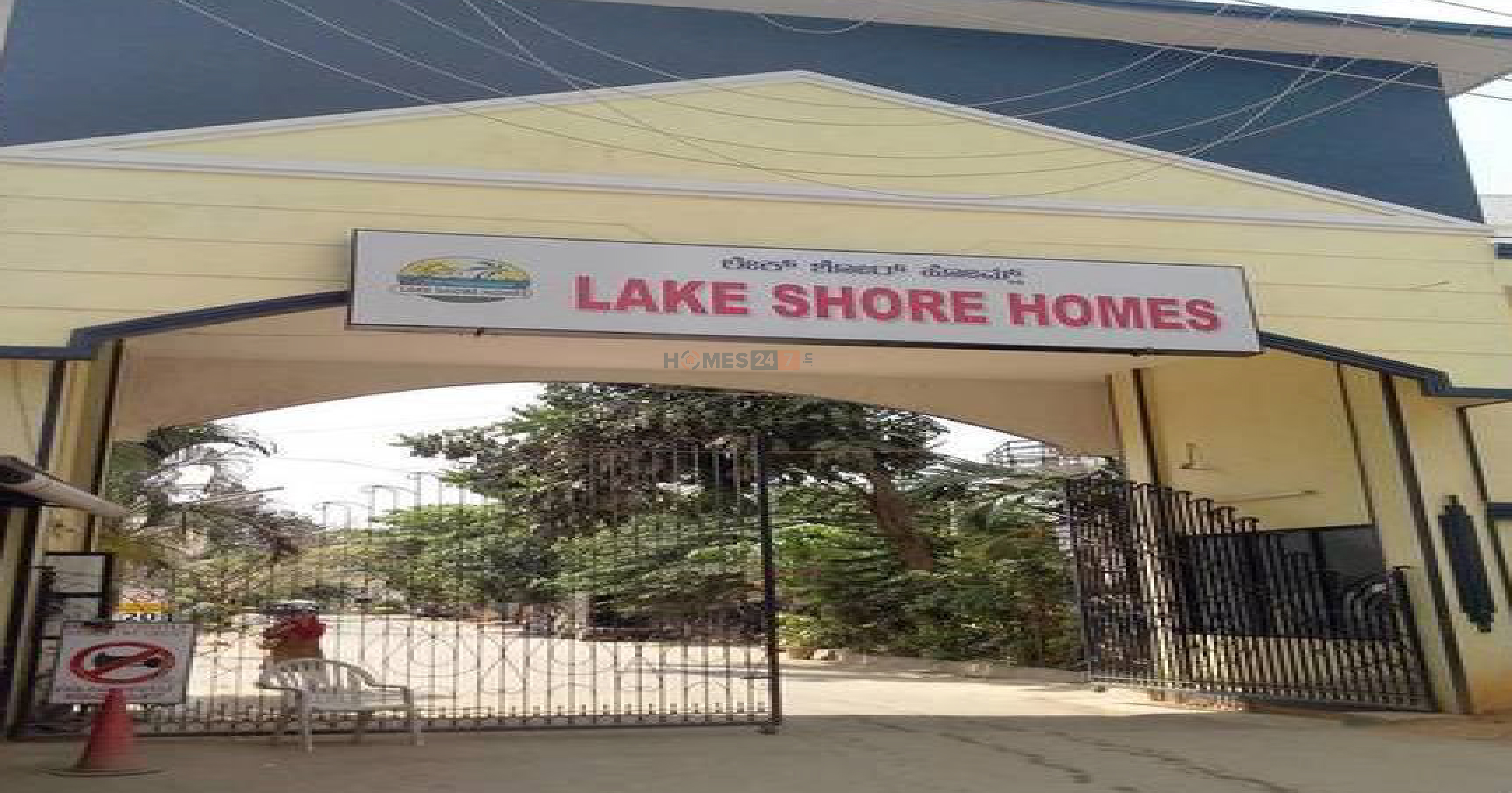 Lake Shore Homes-cover-06