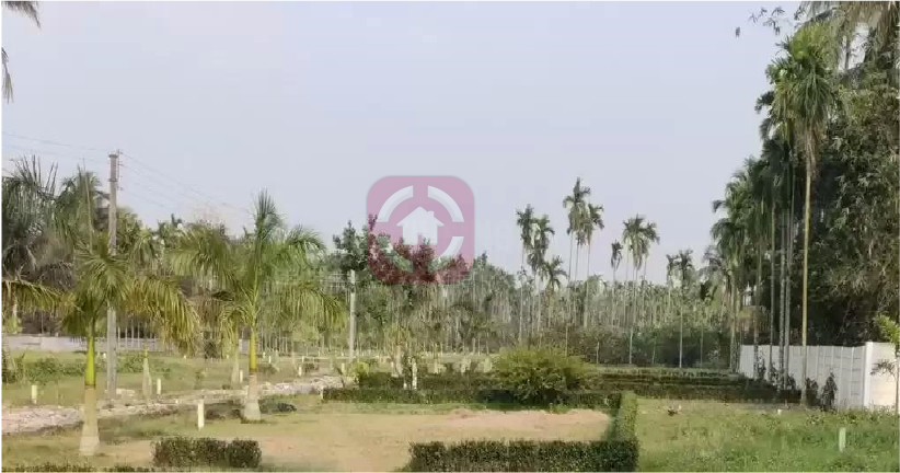 Aryan Tech City plot-cover-06